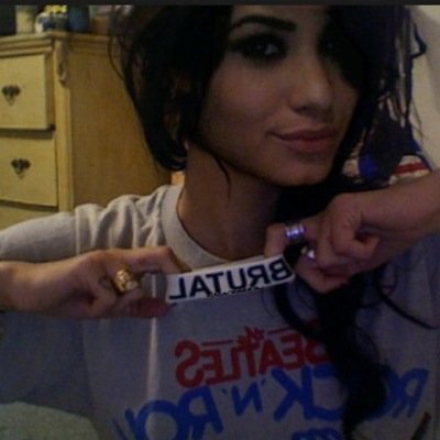 Come on lovatocs we can win this #votedemilovato