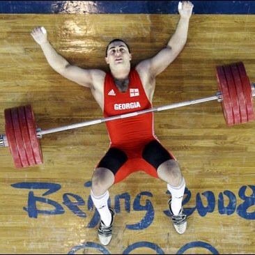 Bringing the weightlifting community comical lifting stuff
