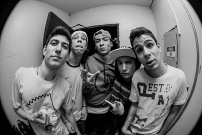 Novo fc da banda @drop3oficial ❤