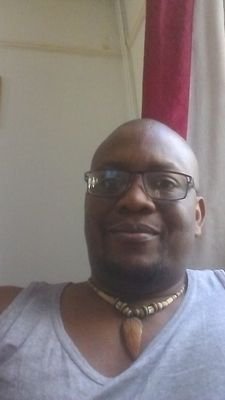 derekkwest's profile picture. 