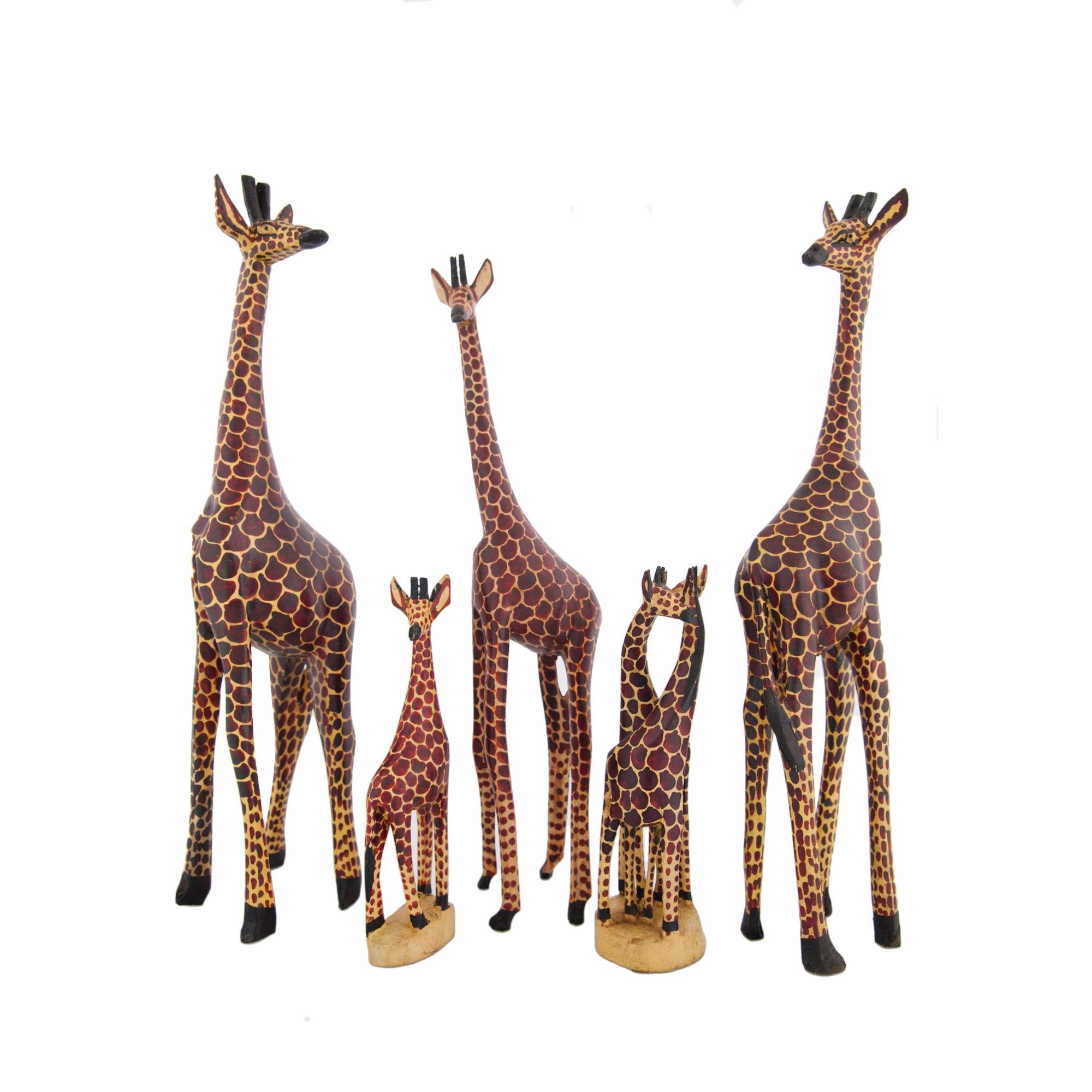 Here at Hancra Arts, we specialise in bringing together a stunning collection of fair trade gift ideas for you and your home all the way from rural Africa.