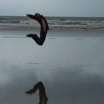 jolawo12's profile picture. Passionate about business, market analysis & digital media. I like active life style and yoga.