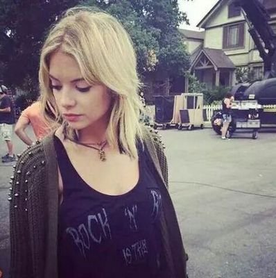 The_JennaThing's profile picture. 