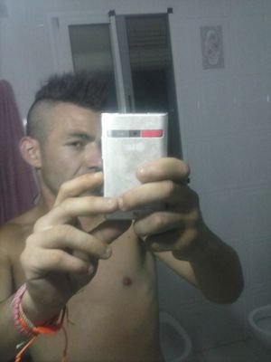 Fran_27Love's profile picture. Soy como soi.. y no voy a cambiar por nadie.. los que de verdad me quieren estan a mi lado d vdd..