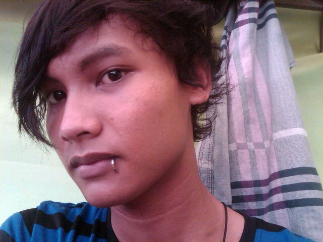 Rivkigony's profile picture. Hidup ini apa ada nya