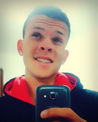 O Homem não é nada além daquilo que a Educação faz dele `♧♣◇◇■□●○•°..☝	✌