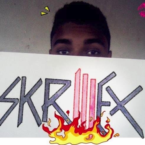 me segue no face ;)
http://t.co/dCXEWmZEbd