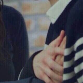 ‏يجي الحنين  وتبقى الأمنية،يامُنى عيني 
 على لقياك لو صدفه.                                          ♥الجنوب♡