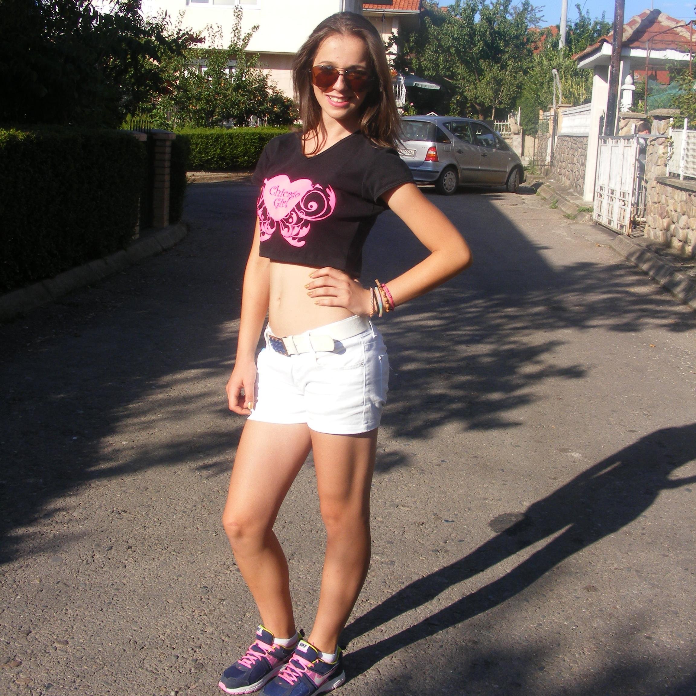 Welinovska's profile picture. YOU FOLOW ME, I FOLOW YOU