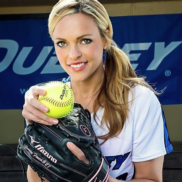 Dudley_Softball's profile picture. Dudley is Softball Serious.