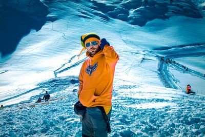 ali_tarkon's profile picture. Director & Singer