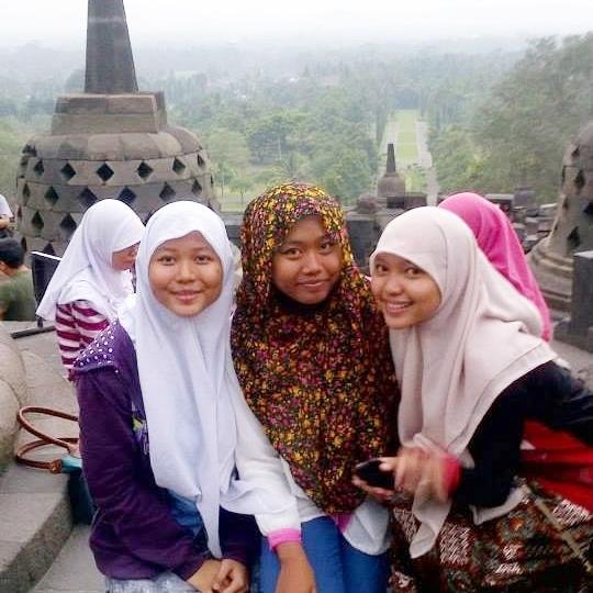 Xips1 , XI IIS 2 _57 (Senior High School) the tembems (3)