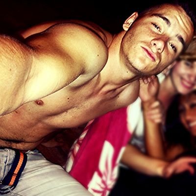 wikiwikiLM's profile picture. .