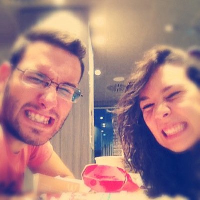 Cuando quieres, puedes.                       
                  El resto son excusas. 
@Paula_espinosa6 Es la mujer mas guapa del mundo!!