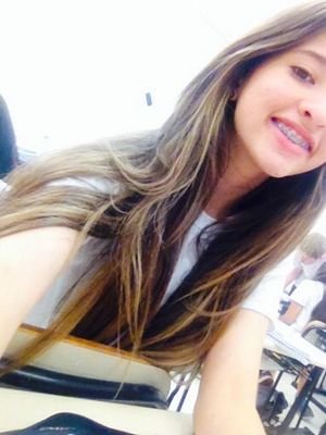 snap: isa_macil1005 insta: @isamaoliveira