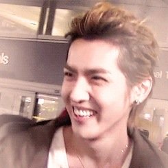 คริสลึกคือสามีที่ดีมาก รักอ่ะ