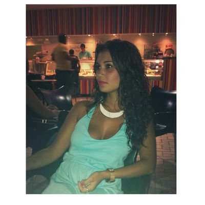 Mrn_Lorena's profile picture. Ningún camino de flores conduce a la gloria.