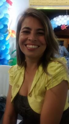 Cristã, mãe, dona de casa, professora...