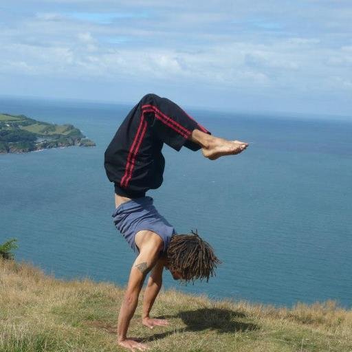 Yoga classes in north devon with a bassy soundtrack! Vinyasa flow, hatha & pregnancy. Yoga and breath control for surfers and stand up paddle board yoga. Phew!