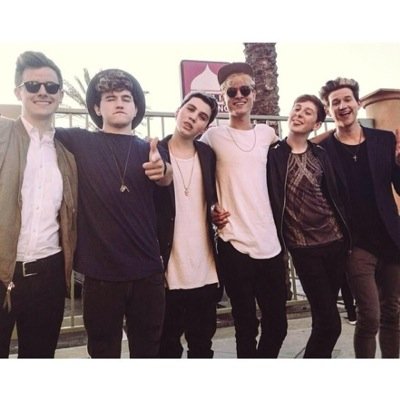 Those 5 boys living their dreams. JC: @wcnderlust_ Sam: @AngelFatCakes Kian: @Bcndcna, Looking for Ricky and Trevor!
