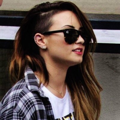 [hanna's voice] jenna é cega, ela não pode nos ouvir!!!!!!!!!
