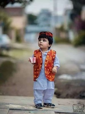 HussArif's profile picture. 