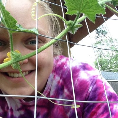 musictree's profile picture. Atheist, Artist, Pro-Choice, Feminist, Vegan, Activist.