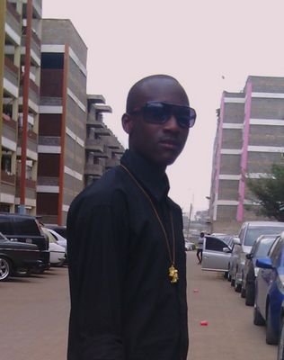 Too blessed to be stress.My tweets my view.#liveyoulife.||Fun loving|| #ilovemusic ♫...♫#Librá  #teamkagz