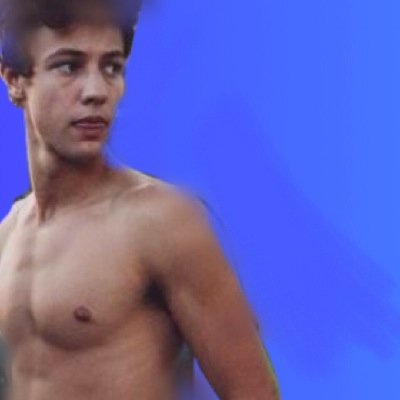 valisswagg's profile picture. Dont forget to smile because you're beautiful just the way you are and you're not worthless, whatever you're going through you can get through it i promise -cam