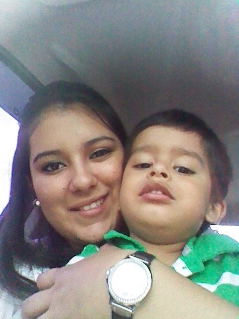 ElsiM09's profile picture. 👩‍👦‍👦❤