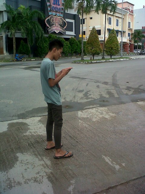 yoOgghiie68's profile picture. Semua Akan Aku Lakukan Demi Tujuan Hidupku Dan Aku Akan Siap Dengan Segala Resiko Yang Akan Datang Dan Satu Yang Aku Tahu TUHAN Menjagaku, Bismilahirohmanirohim