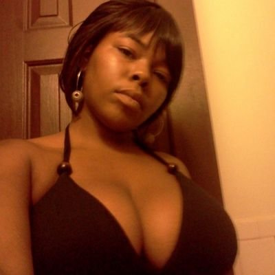 KarmaCuresAll's profile picture. kik:nottyaaverage  2ndTwitter:@mizzladybb