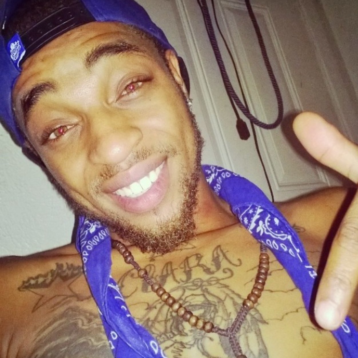 $$ Bitch run yo bands $$$ #GetMoney#444Groveside#OnCripNawfTexas #TeamTatted#teamNOKIDS #TeamHazelGreenEyes#FuckYouPayMe