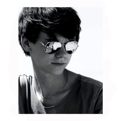 nfly9130's profile picture. FTISLAND N.FLYING CNBLUE PARK KIWOONG THOMAS SANGSTER DYLAN O'BRIEN