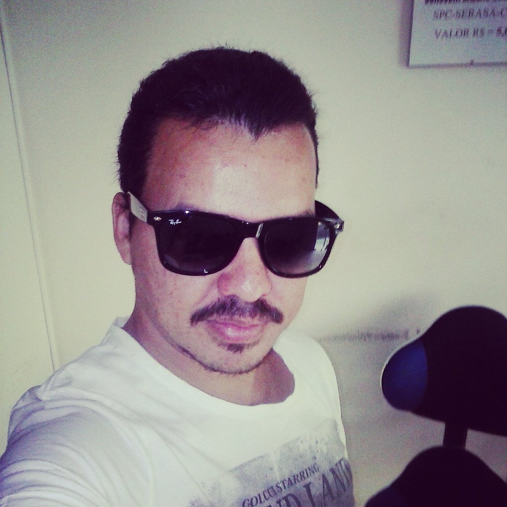 Sigo a todos que me seguirem #Rumoaobetalabe#