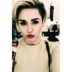 miley ray cyrus . scopamica . bi(sex) . single.
