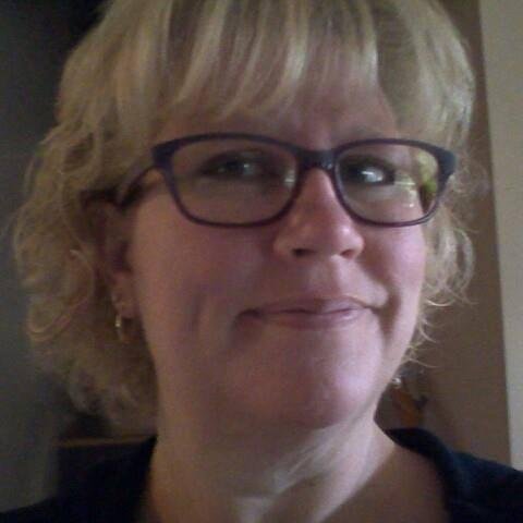 Mother of three beautiful children, wife to a wonderful husband, and teacher of high school science!