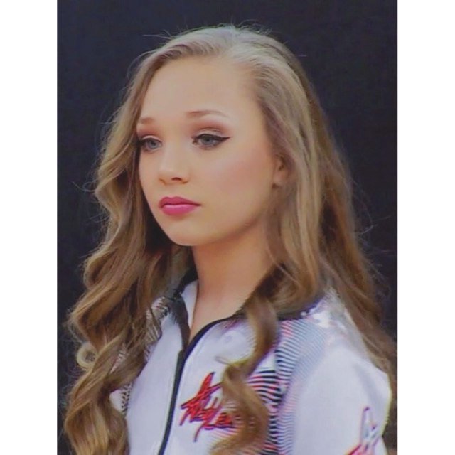 madziegs_'s profile picture. 3/3 zieglers follow my personal account♡