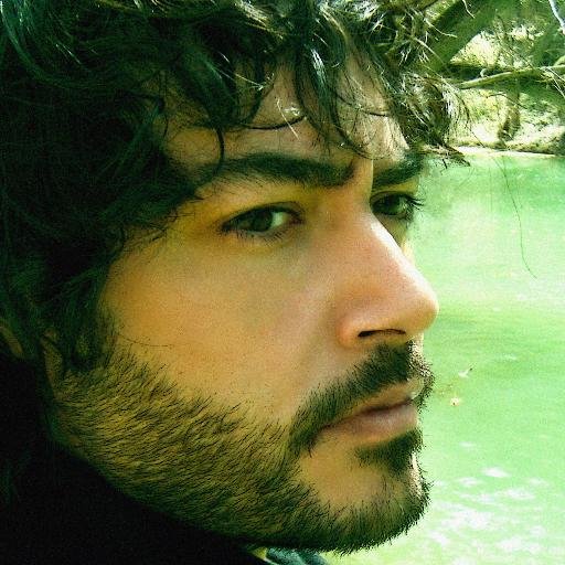 Director de comunicación, gestor cultural, comunicador audiovisual, cinéfilo, melómano y mucho más. Alicante.