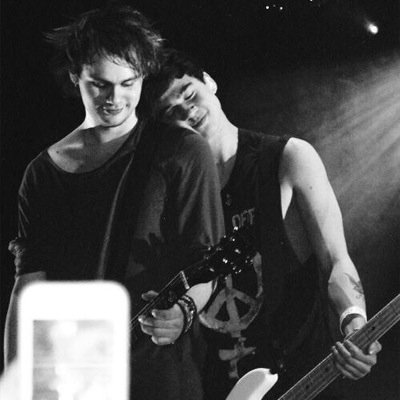 AnsbhJ's profile picture. @sublimexluke