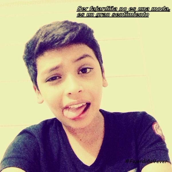 fajardillanas's profile picture. Ser fajardillana no es una moda es un gran sentimiento.  @santiagofajar11 @pandicornio4ever @villalobosleli @mapajaramilloe.