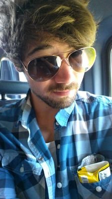 thedangardner's profile picture. 