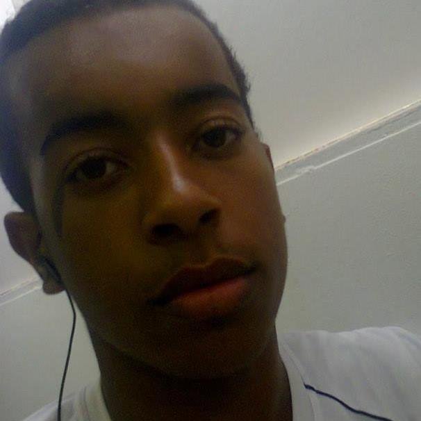 amo futebol.jogo,jogo mas nunca faço gol