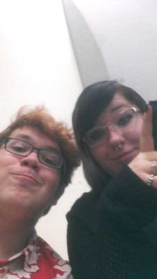 UnhingedIsland's profile picture. 