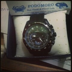 Jual Jam tangan berkualitas. original, Kws, OriBm, dan Replika. Pin : 76228163 phone : 08982458080 Sendi Kurniawan