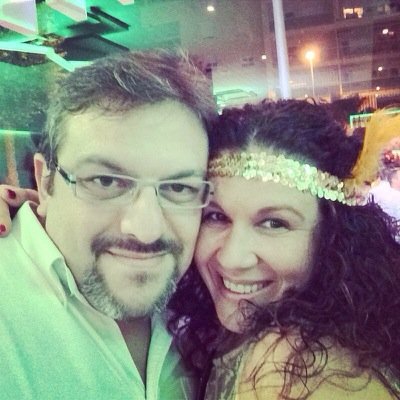 Empezando de nuevo, convenciendo al tiempo para q me deje respirar. Siempre al lado de @jarodriguez77 y mi enanita.