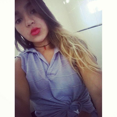 Menina risonha, que ri e sonha ✌✨