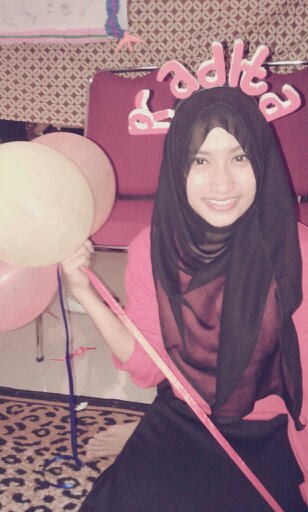 pradittiara's profile picture. MAHASISWI KEBIDANAN STIKes BHAKTI KENCANA BANDUNG