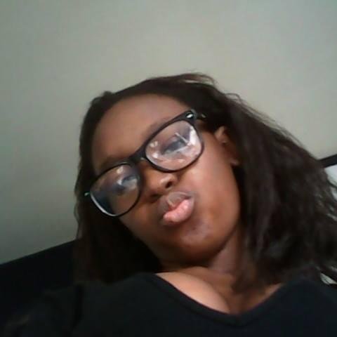 slt a tous j ss balance j'aime bien le cinema .......