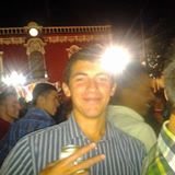 soy fan del real madrid, me gusta la historia y jugar fut